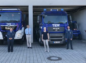 Deneke-Stoll besucht THW Ortsverband Ingolstadt