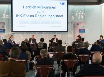 IHK_Forum_Blick aufs Podium