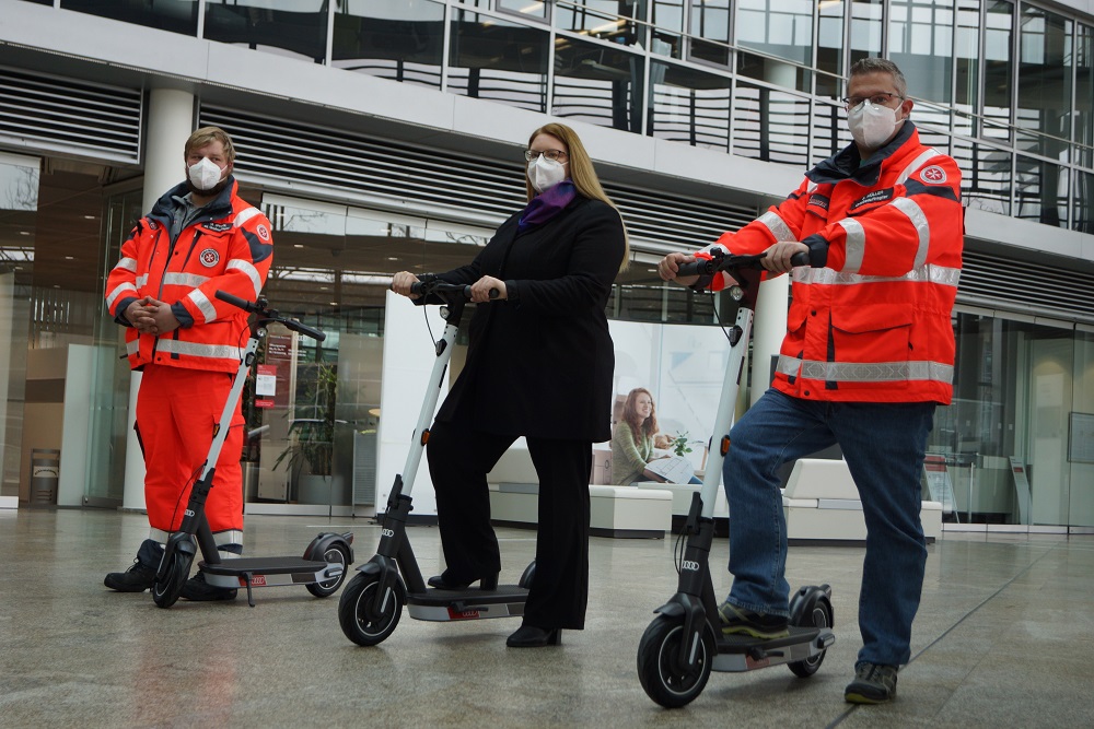 JUH_Übergabe Audi Scooter_2