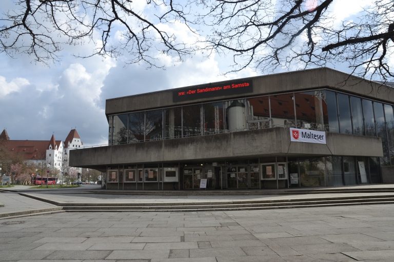 Sanierung des Stadttheaters erst nach Fertigstellung der Kammerspiele IN direkt DIE Zeitung 