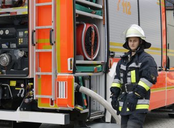 ERste Feuerwehrfrau2 Rössle