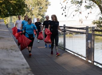 Fitness and environmental action for a clean city: summer ploggi