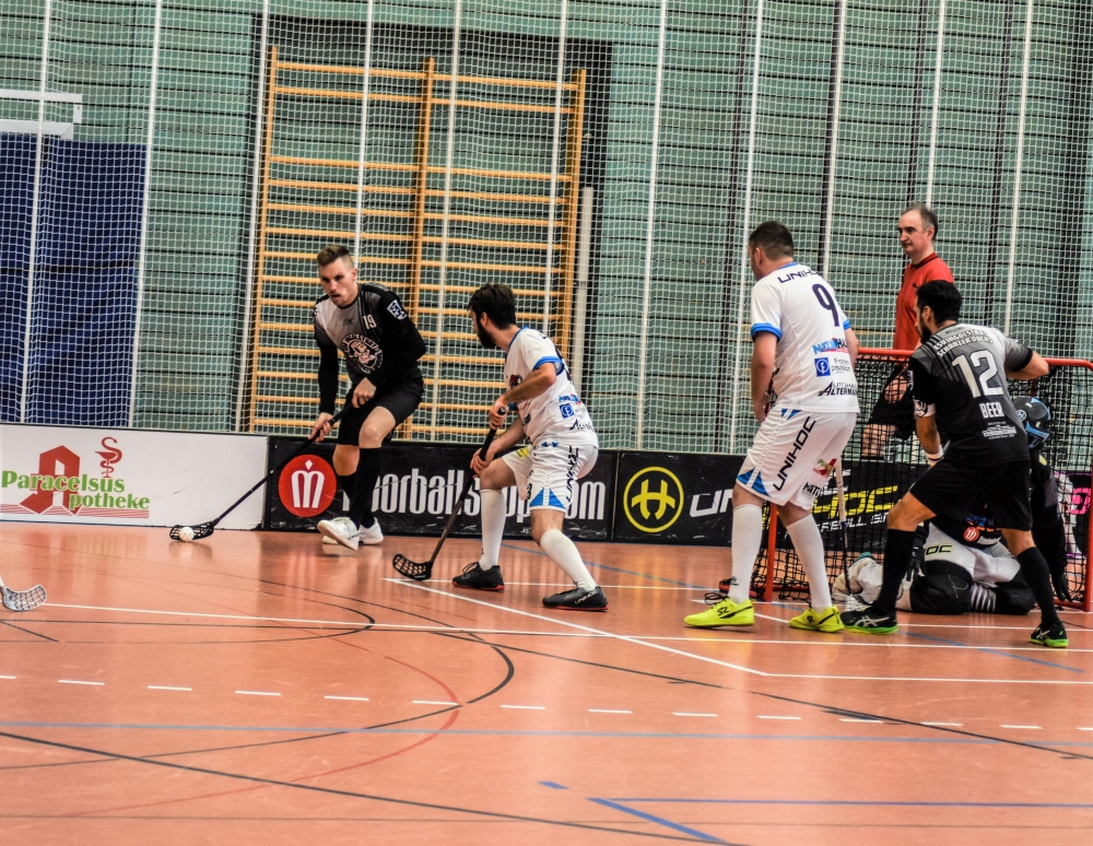 Floorball_Foto_Laura Olenik - Schanzer Ducks_1_1000