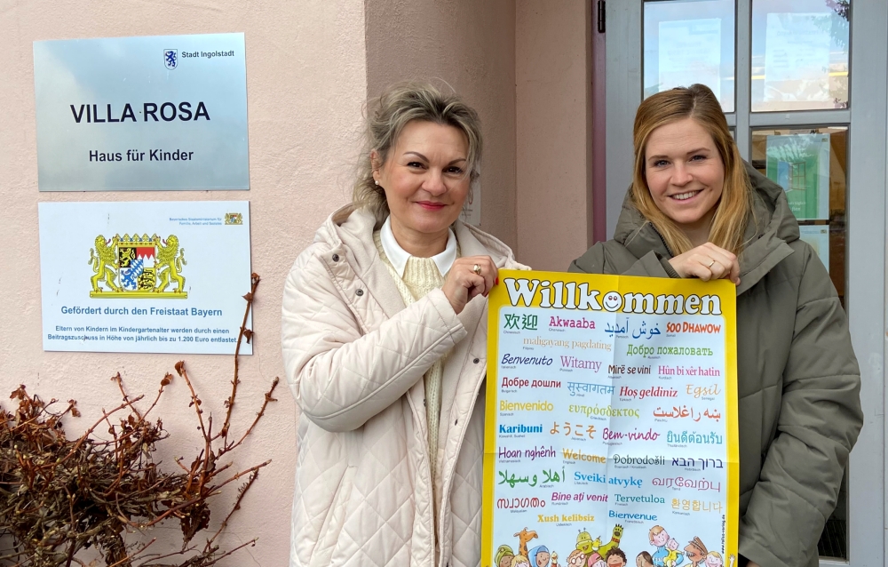 Ines Wodrich links pädagogische Leitung in der Kita Villa Rosa und Sarah Moser Fachkraft Sprach-Kitas – Foto Stadt Ingolstadt Nins Trost 1000