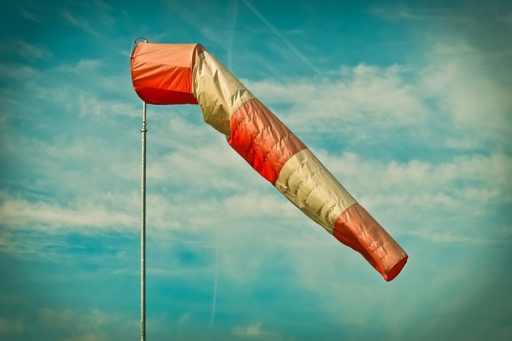 wind-sock-gf54a57a8b_1280 pixabay