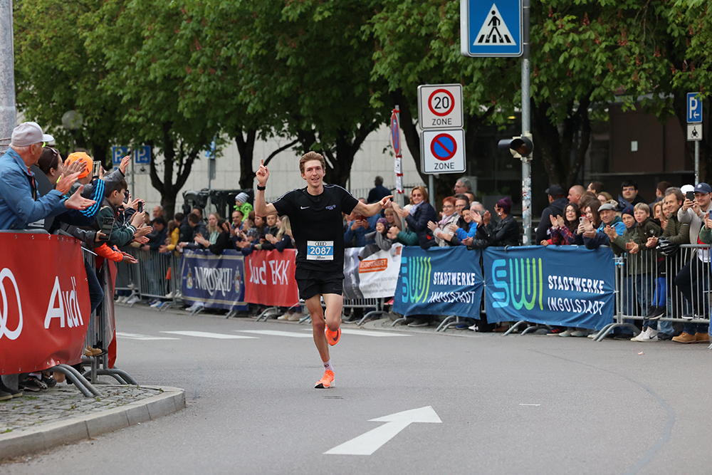 1000px_Halbmarathon_Hug_Schoch