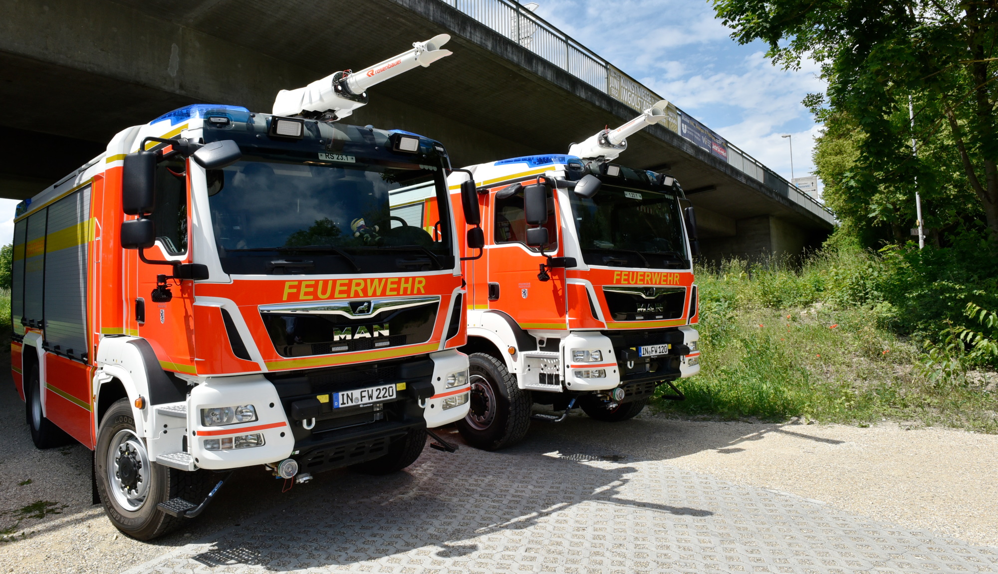 Neue Tanklöschfahrzeuge für Feuerwehr Ingolstadt; Foto: Stadt Ingolstadt / Bernd Betz