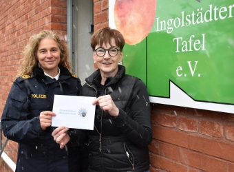 Spendenübergabe Polizeipräsidium Oberbayern Nord an die Tafel Ingolstadt