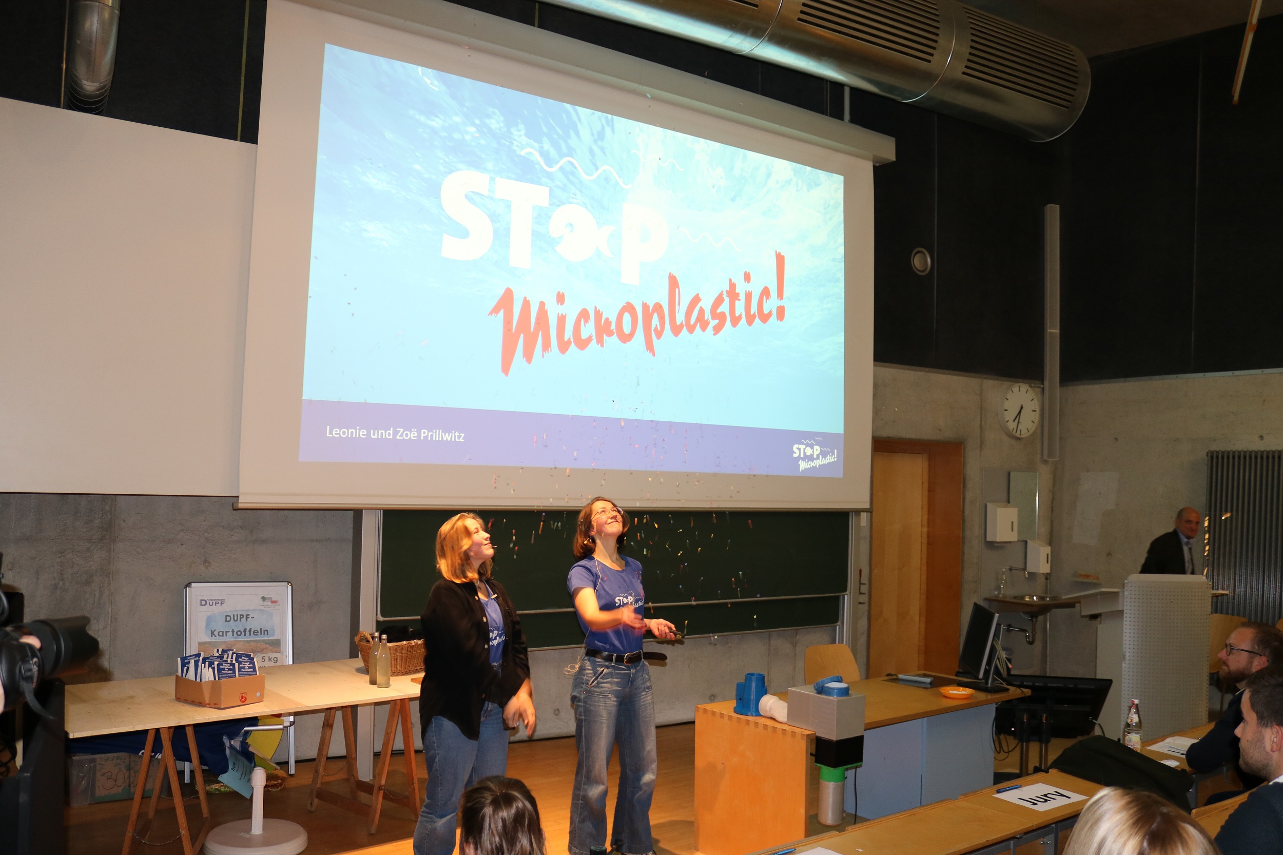 Pitch Microplastic