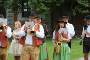 festumzug-herbstfest-2023_in-direkt_012