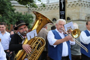 festumzug-herbstfest-2023_in-direkt_016