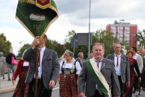 festumzug-herbstfest-2023_in-direkt_042