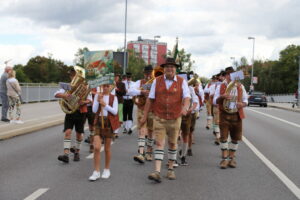 festumzug-herbstfest-2023_in-direkt_043