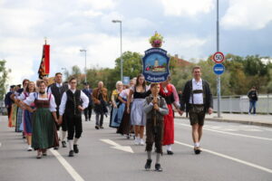 festumzug-herbstfest-2023_in-direkt_059