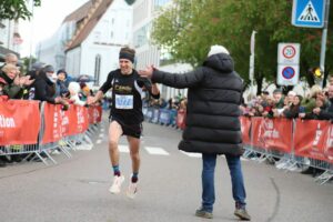 2024-04_halbmarathon_in-direkt_066
